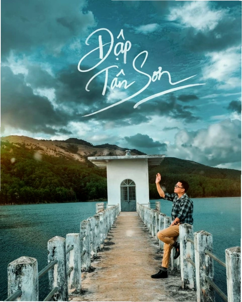 Con đường bê tông dẫn đến Đập Tân Sơn Gia Lai