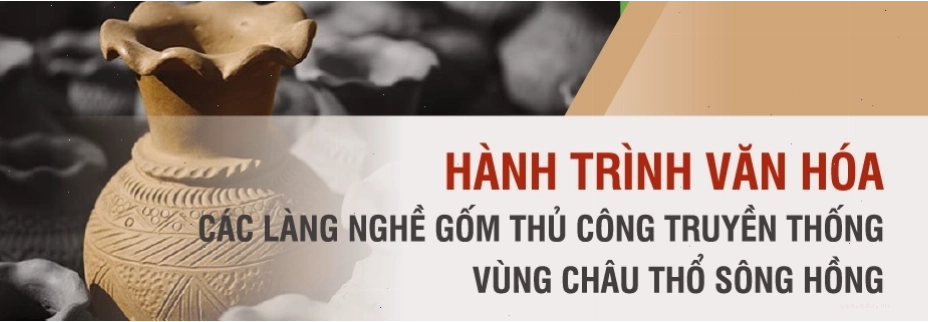 Cổng vào khu di tích Cố đô Hoa Lư