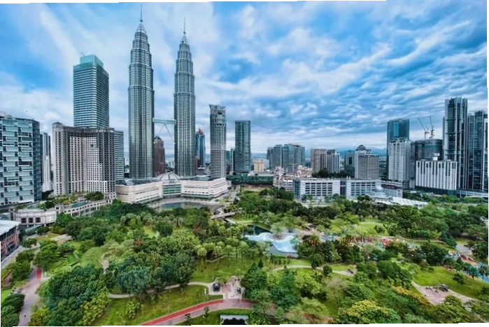 Công viên KLCC bao quanh Tháp Đôi Petronas