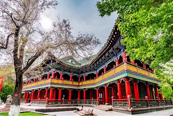 Công viên Triều Dương lung linh về đêm