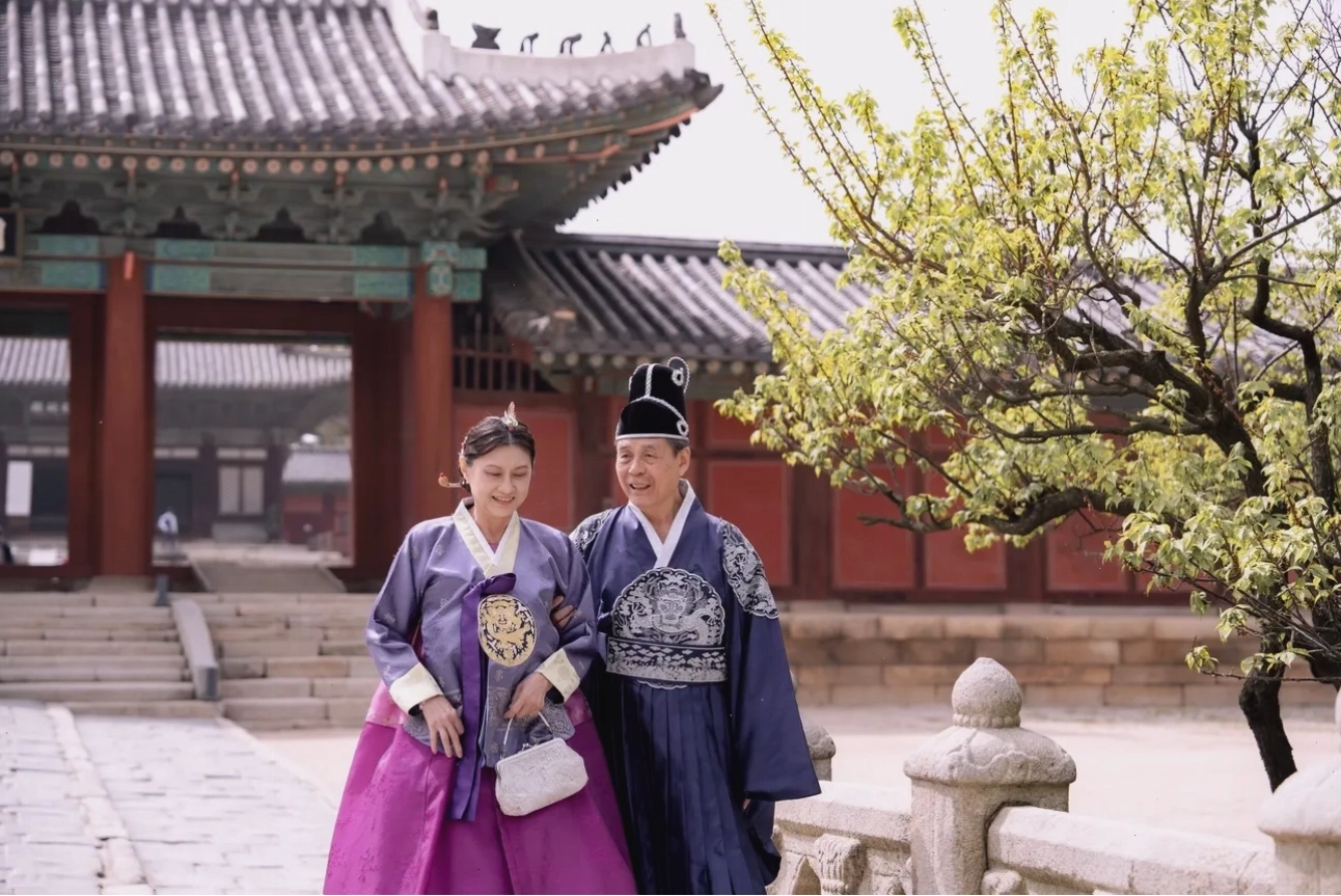 Cung điện Gyeongbokgung studio ngoài trời lý tưởng cho ảnh Hanbok