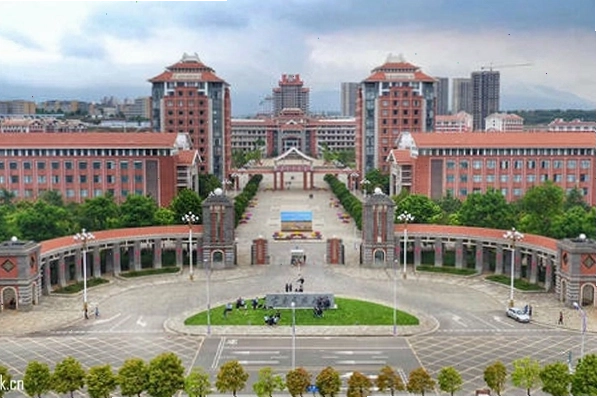 Đại học Trường Xuân Trung Quốc với khuôn viên hiện đại