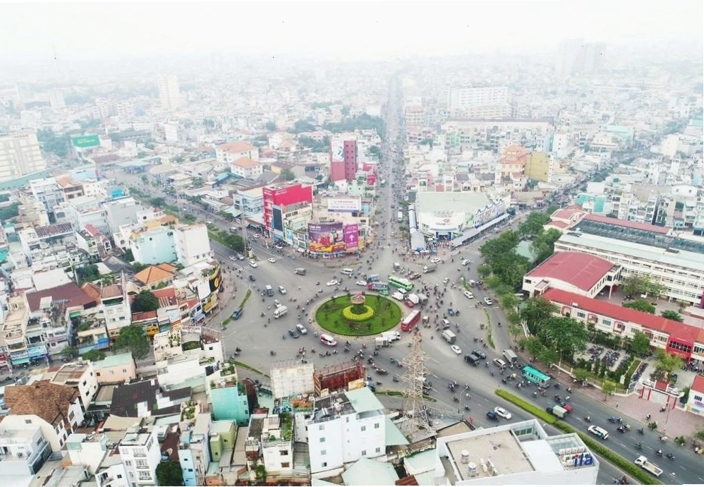 Đại lộ Phạm Văn Đồng, tuyến đường chính kết nối Gò Vấp và Thủ Đức