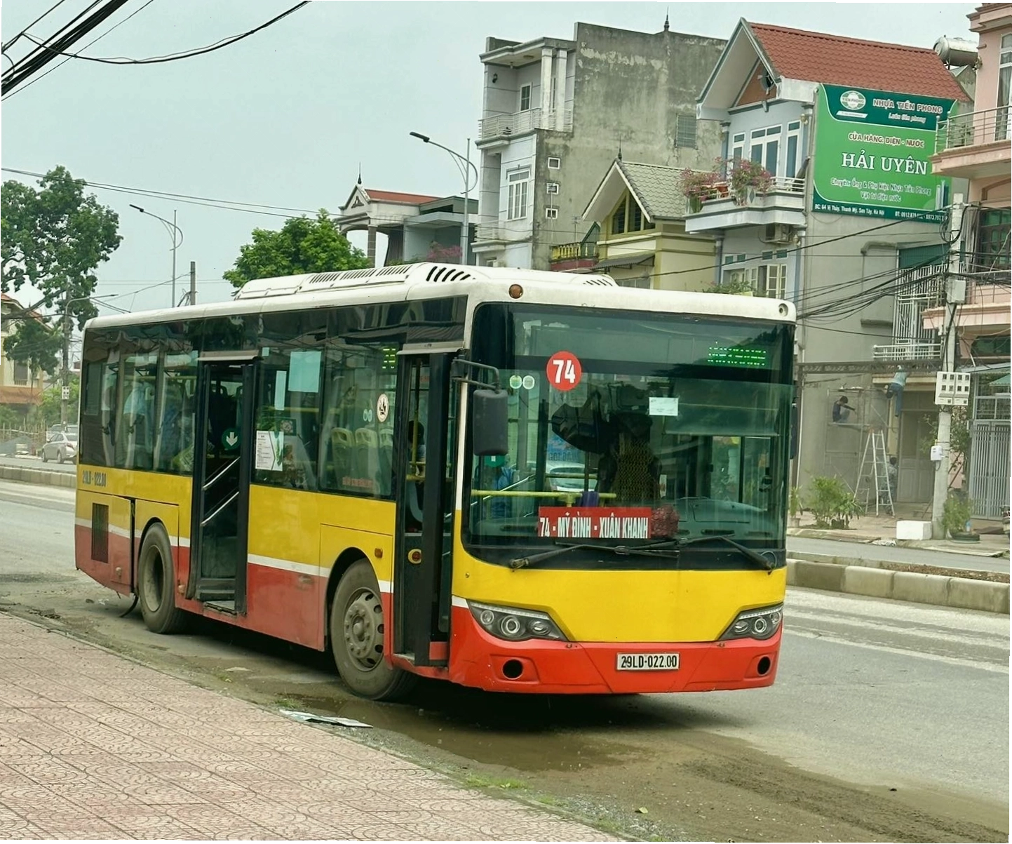 Để đến Ba Vì bạn cũng có thể di chuyển bằng xe bus