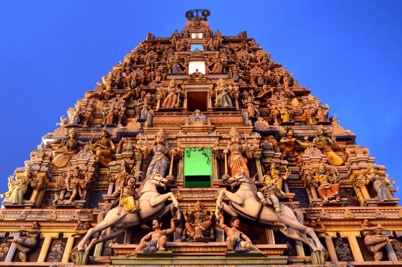 Đền Sri Maha Mariamman, một địa điểm tâm linh tại Kuala Lumpur