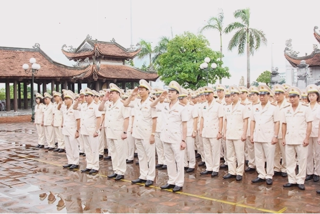 Đền Thờ Anh Hùng Liệt Sỹ tỉnh Hà Nam, nơi tưởng niệm các anh hùng