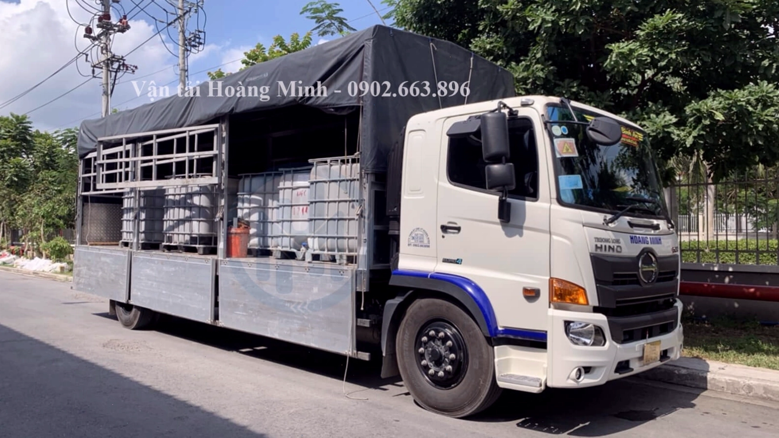 Dịch vụ chở hàng dầu nhớt tại nhà máy ở Bàu Bàng Bình Dương