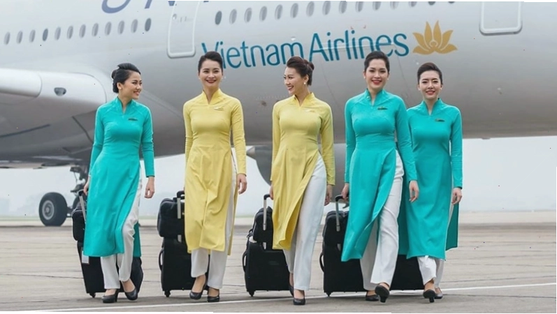 Điều kiện tuyển dụng gắt gao của ngành tiếp viên hàng không