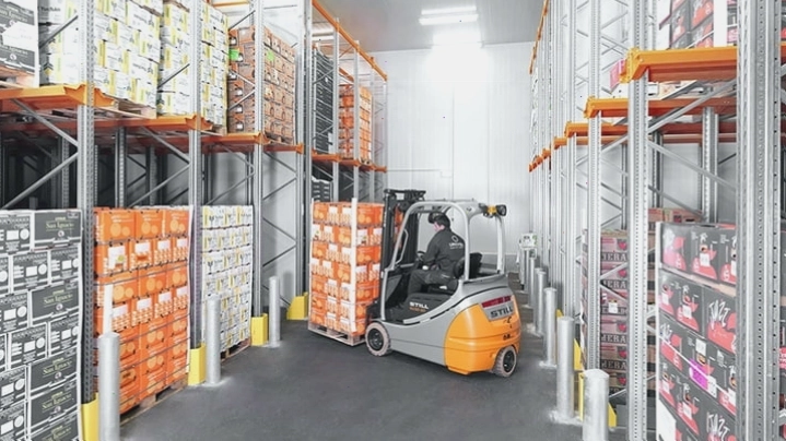 Doanh nghiệp áp dụng hệ thống kệ Drive In để tối ưu hóa không gian kho hàng