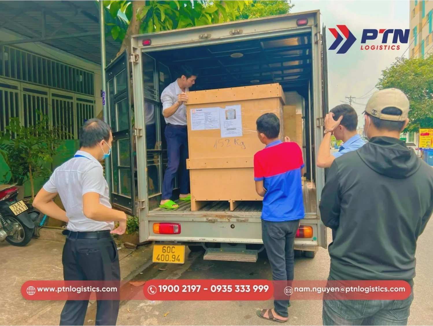 Đội ngũ PTN Logistics tư vấn giải pháp vận chuyển hàng hóa
