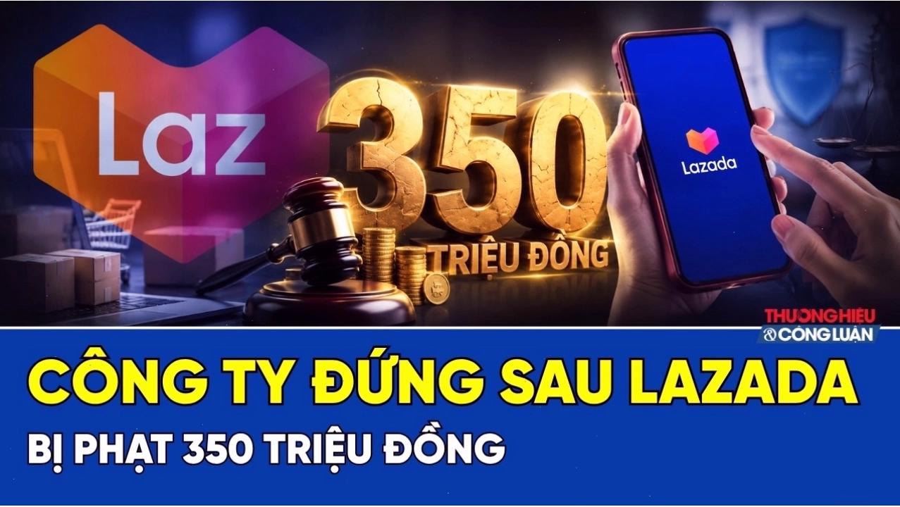 Du khách thư giãn tại bể bơi khoáng nóng ở Thanh Thủy