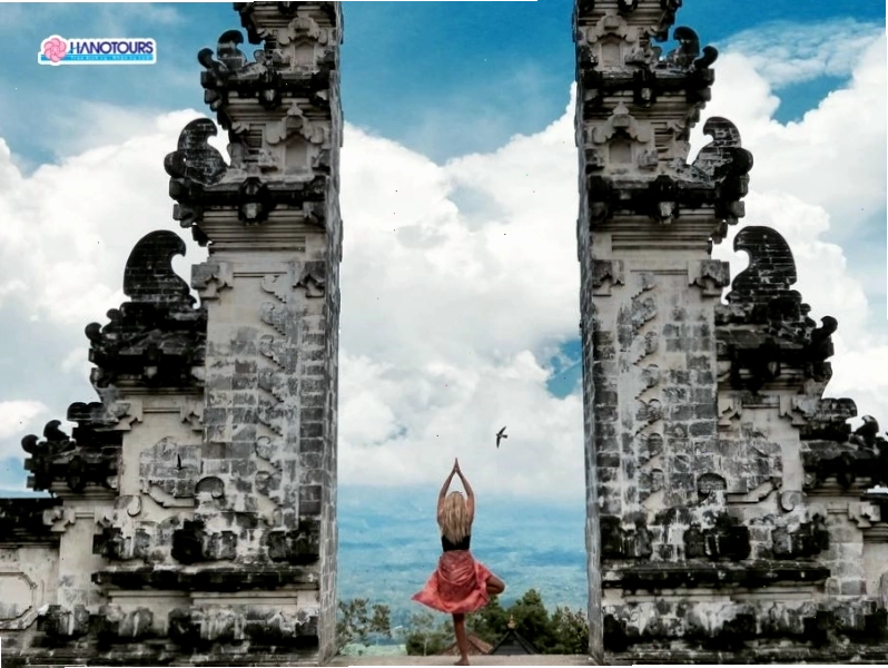 Du lịch Bali 5 ngày 4 đêm - Cung điện Ubud thanh bình