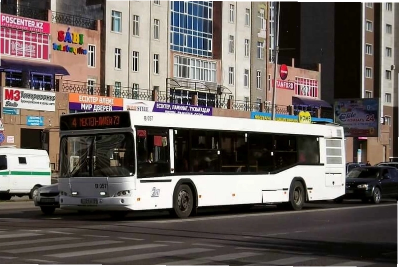 Du lịch Kazakhstan tự túc khám phá cảnh quan hùng vĩ