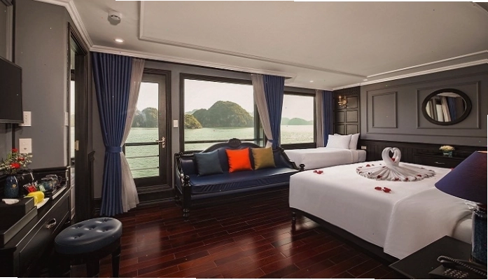Du thuyền sang trọng trên Vịnh Hạ Long - Quảng Ninh
