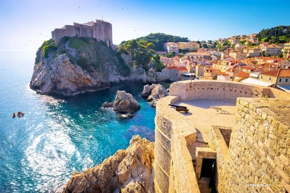 Dubrovnik, thành phố cảng cổ xưa của Croatia được coi là một trong những thành phố đẹp nhất thế giới