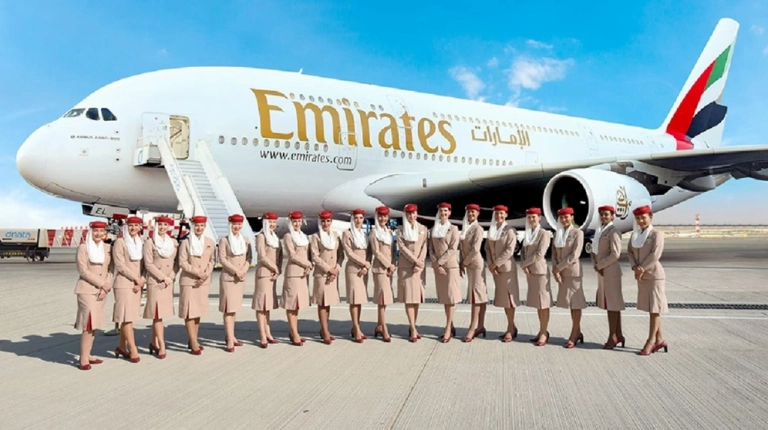 Emirates là gì hãng hàng không toàn cầu của UAE