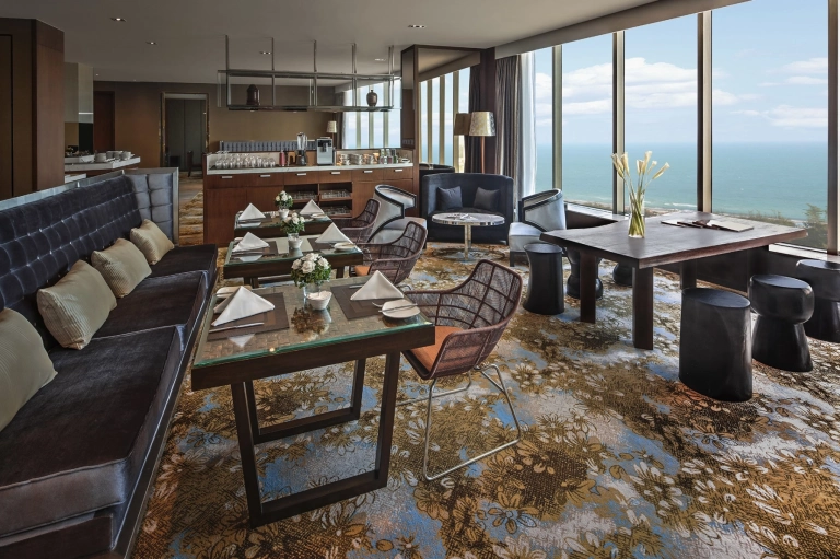 Executive Lounge là gì? Khám phá không gian tiện nghi và đẳng cấp