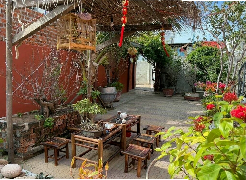 Farmstay Nhà Xưa gần vịnh Vĩnh Hy mang đến không gian nghỉ dưỡng yên tĩnh