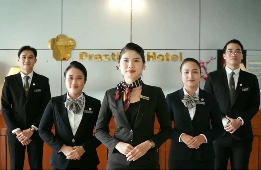 FO là gì trong khách sạn