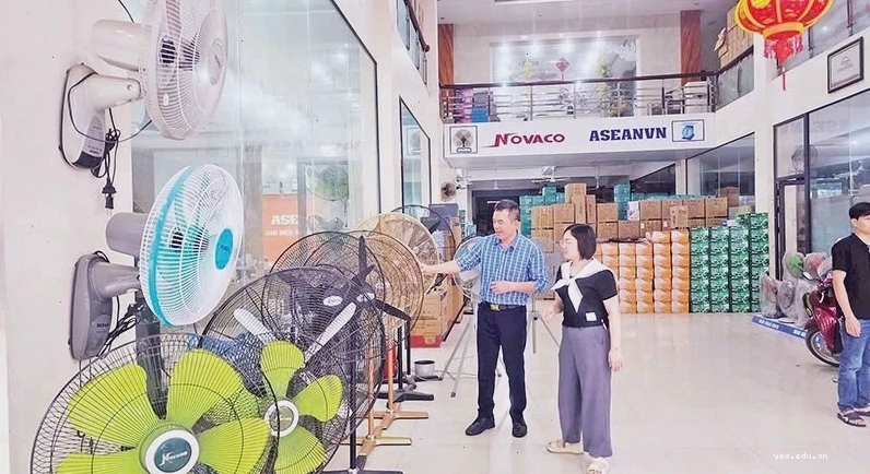 Gia đình ông Thân Văn Niên 3 đời kinh doanh tại Thổ Tang