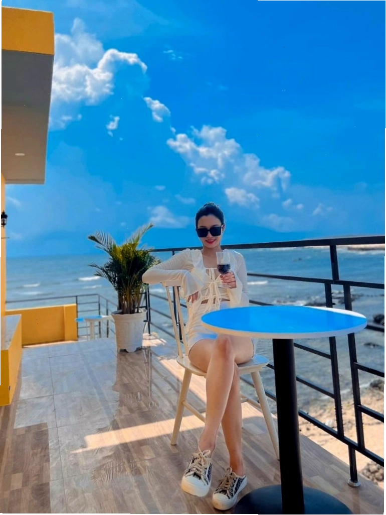 Góc checkin bao mê, thỏa sức cho chị em sống ảo với những tấm hình đẹp như thơ