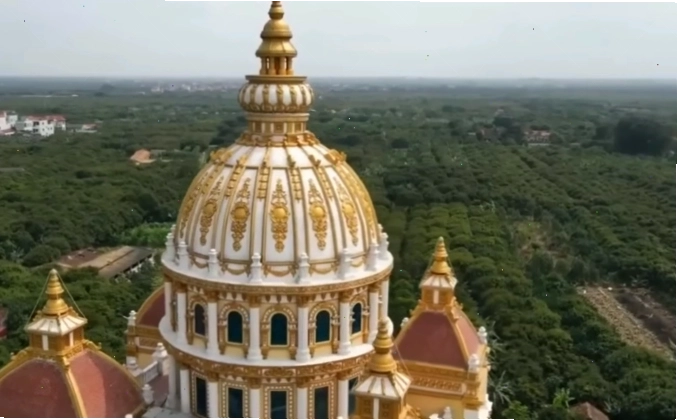 Góc nhìn khác về tòa lâu đài