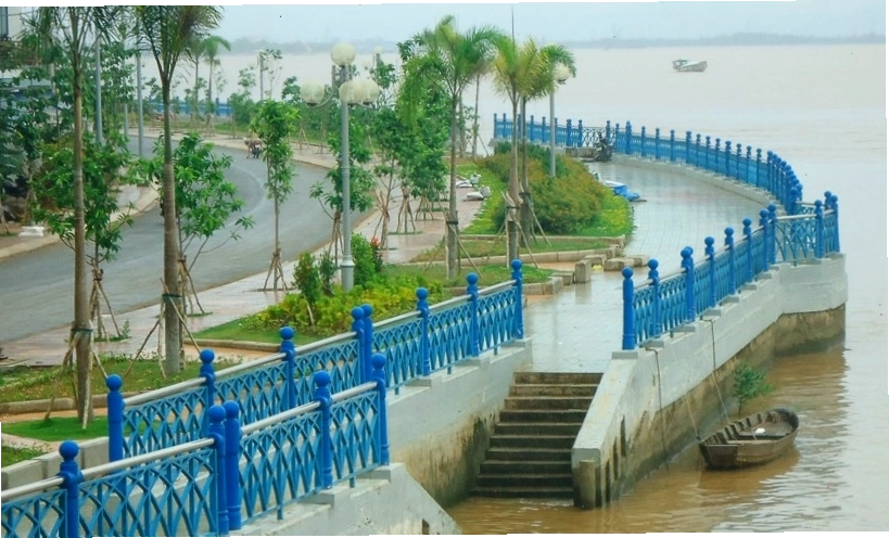 Góc thư giãn tại một khách sạn ven sông ở Vĩnh Long
