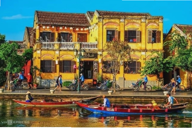 Gói tour Private Vietnam Classic Tour Package 12 ngày 11 đêm