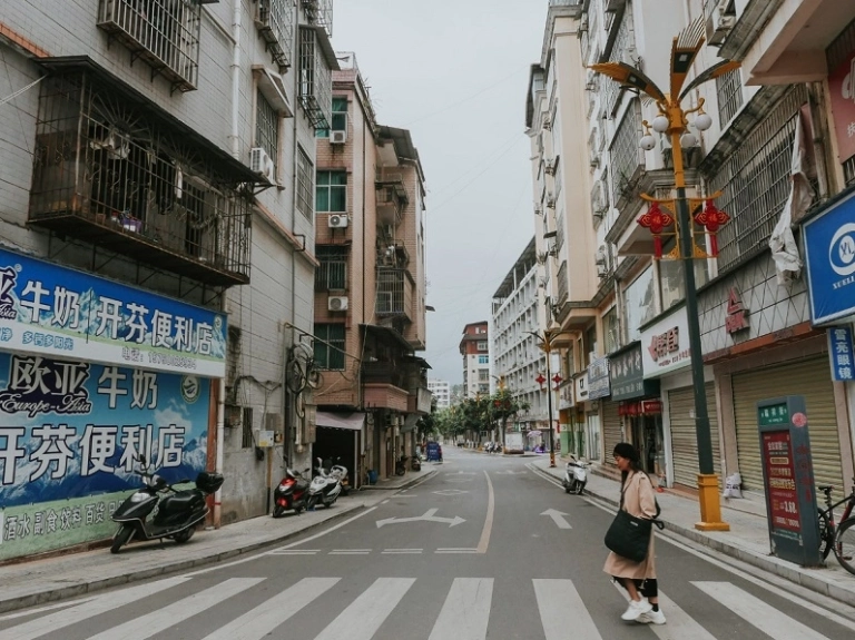 Hà Khẩu có gì chơi? Khám phá điểm đến biên giới hấp dẫn 2026