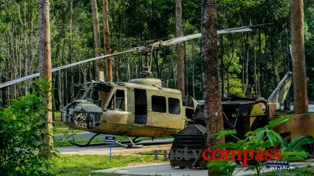 Hầm mộ Củ Chi tại Bến Dược