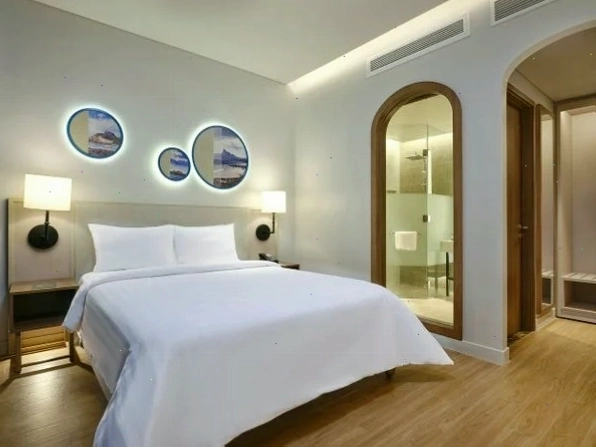 Hạng phòng tiêu chuẩn giường queen tại Mercure Vũng Tàu, đơn giản và ấm cúng