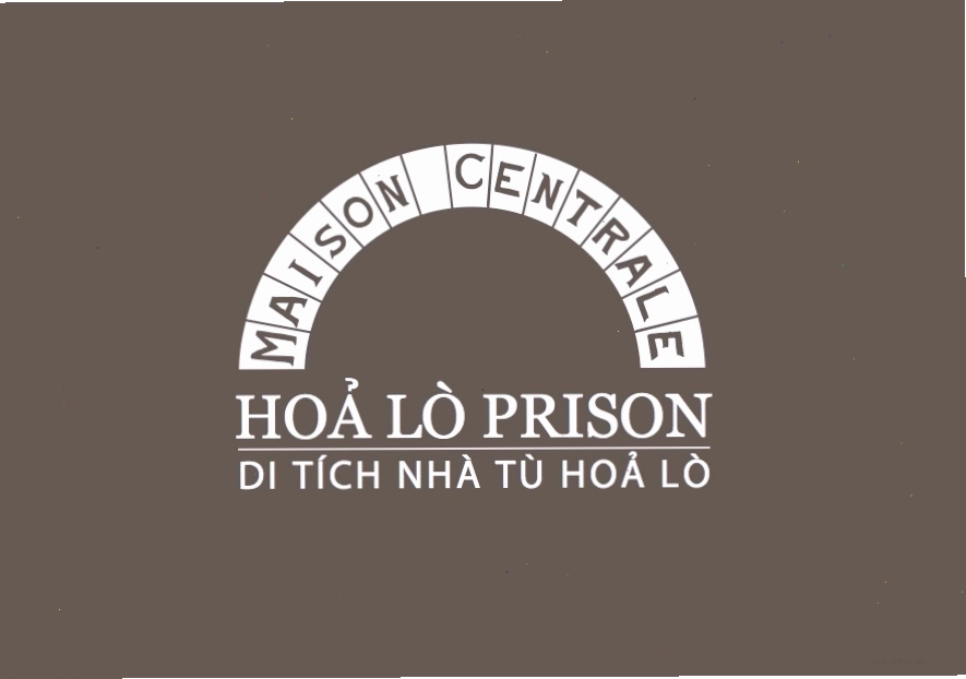 Hệ thống cửa sắt kiên cố tại Nhà tù Hỏa Lò