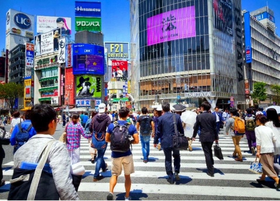 Hệ thống tàu điện ngầm dày đặc tại Tokyo