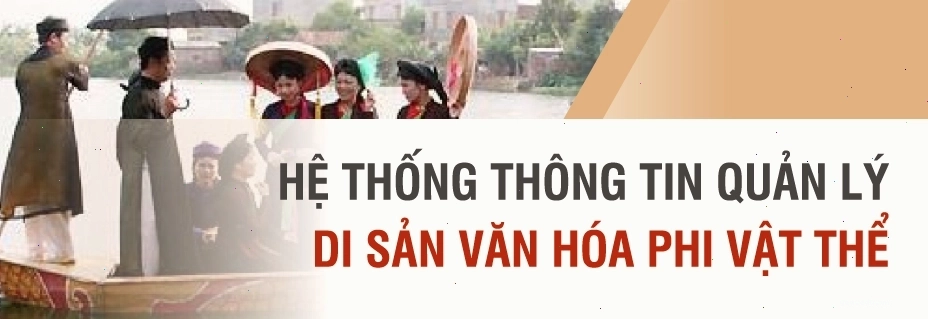 Hình ảnh cây đa Tân Trào Tuyên Quang với tán lá rộng