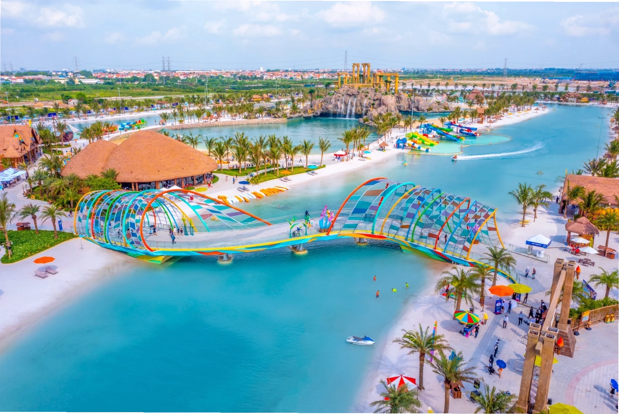 Hình ảnh đi chơi tại VinWonders Wave Park - Vé vào cửa tiêu chuẩn Công viên Sóng