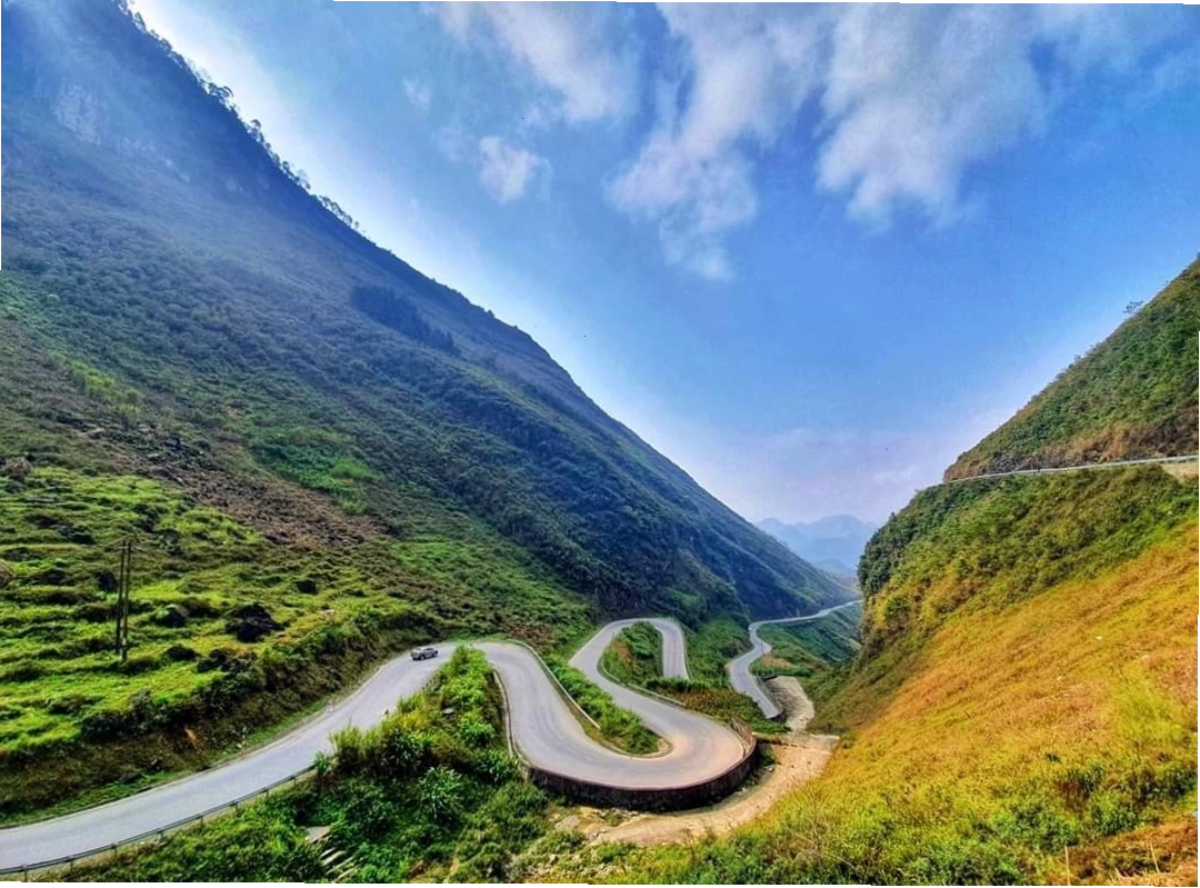 Hình ảnh Dốc Thẩm Mã Hà Giang mùa lúa chín