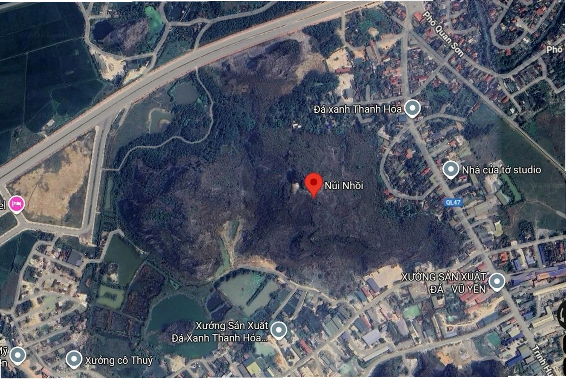 Hình ảnh Hòn Vọng Phu vào ban ngày