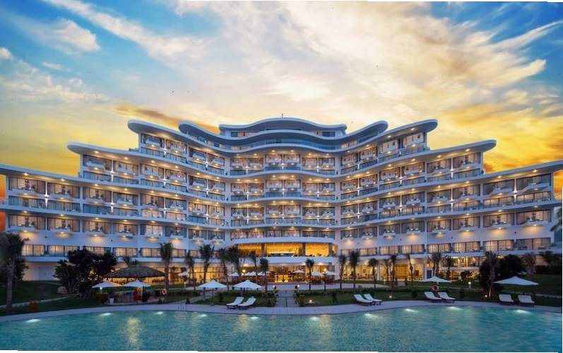 Hồ bơi Aqual Pool tại Cam Ranh Riviera Beach Resort & Spa