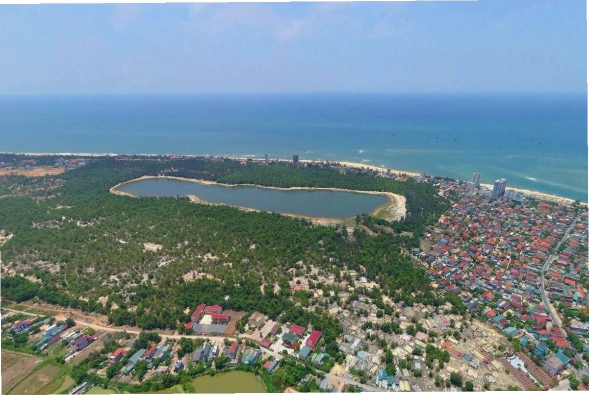 Hồ Nước Ngọt Bàu Tró - Di chỉ khảo cổ học nổi tiếng tại Quảng Bình