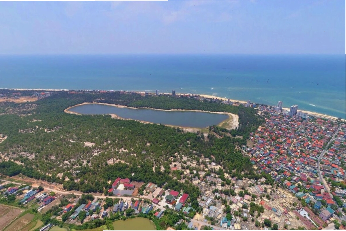 Hồ Nước Ngọt Bàu Tró - Di chỉ khảo cổ học nổi tiếng tại Quảng Bình