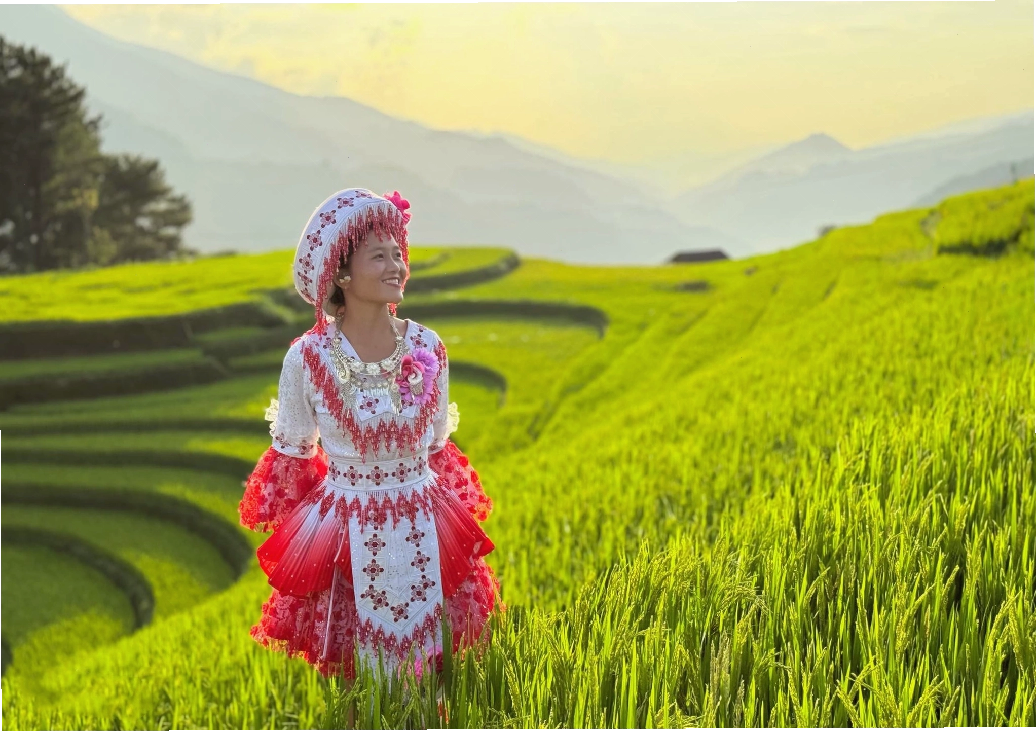 Hoàng hôn buông xuống trên Đồi Móng Ngựa, Mù Cang Chải