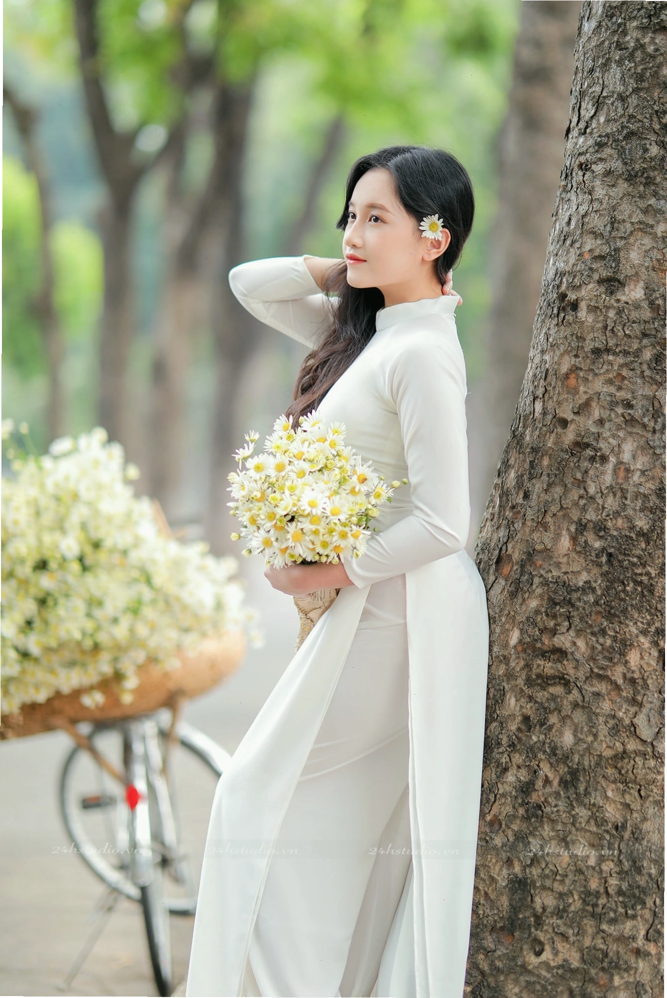 Hoạt động dịch vụ tại Hoa Viên Cúc Linh