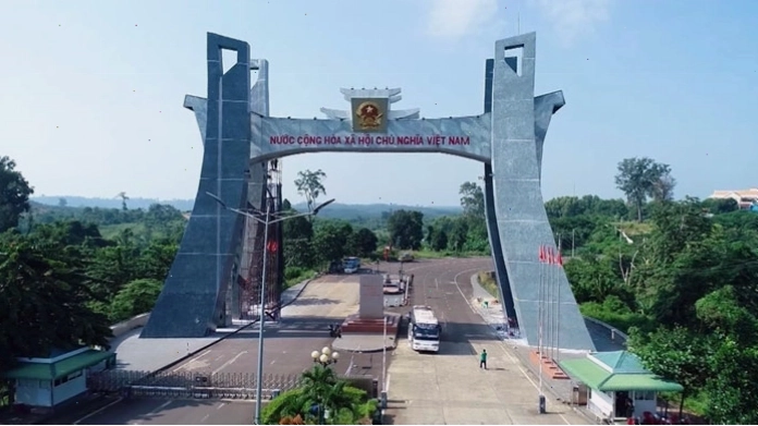 Hoạt động tại cửa khẩu Mộc Bài - Bavet, cửa khẩu quốc tế lớn giữa Việt Nam và Campuchia