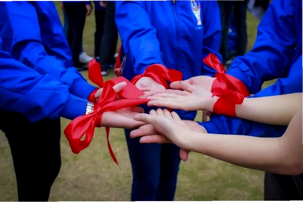 Hoạt động teambuilding và đốt lửa trại tại Flamingo Đại Lải