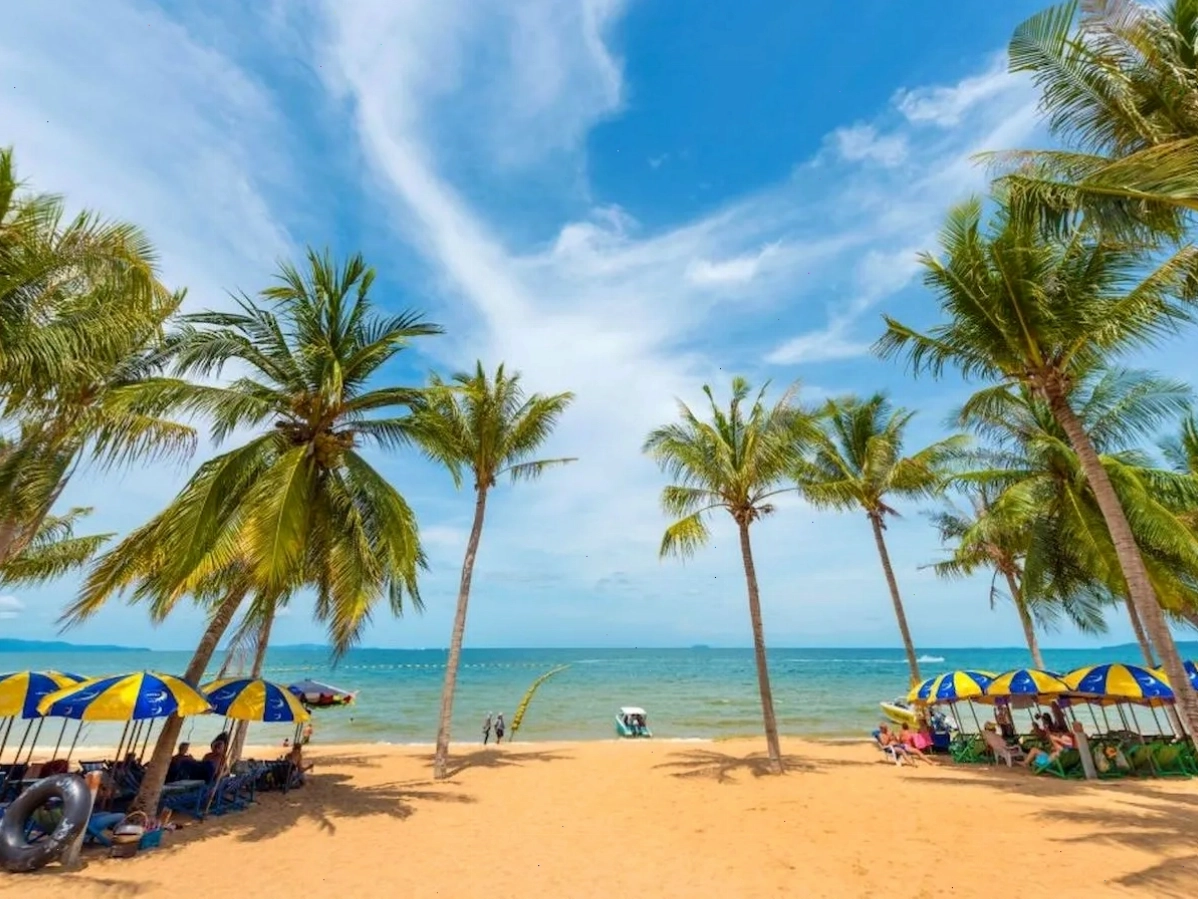 Hoạt động vui chơi trên bãi biển Pattaya