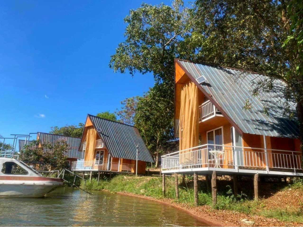Homestay Chiều Tím tại Đảo Cao Minh