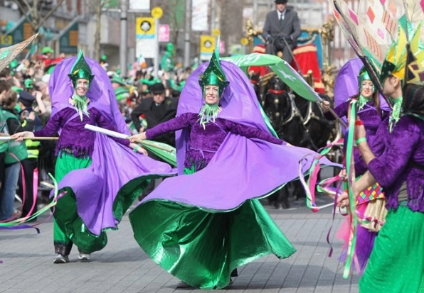 Ireland Có Gì Đặc Biệt: Khám Phá Hòn Đảo Ngọc Lục Bảo Tuyệt Đẹp