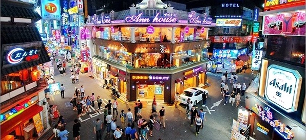 Itaewon là gì? Khám phá khu phố độc đáo và những câu chuyện đằng sau