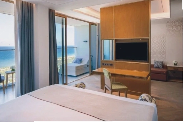 Junior Suite Seaview tại Movenpick Cam Ranh