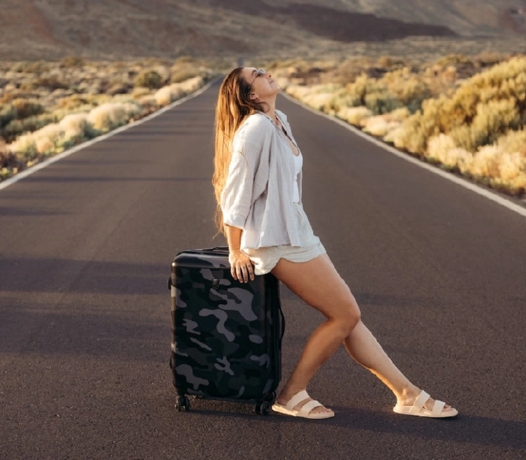 Khám phá Top vali kéo xách tay: Người bạn đồng hành lý tưởng cho mọi chuyến đi